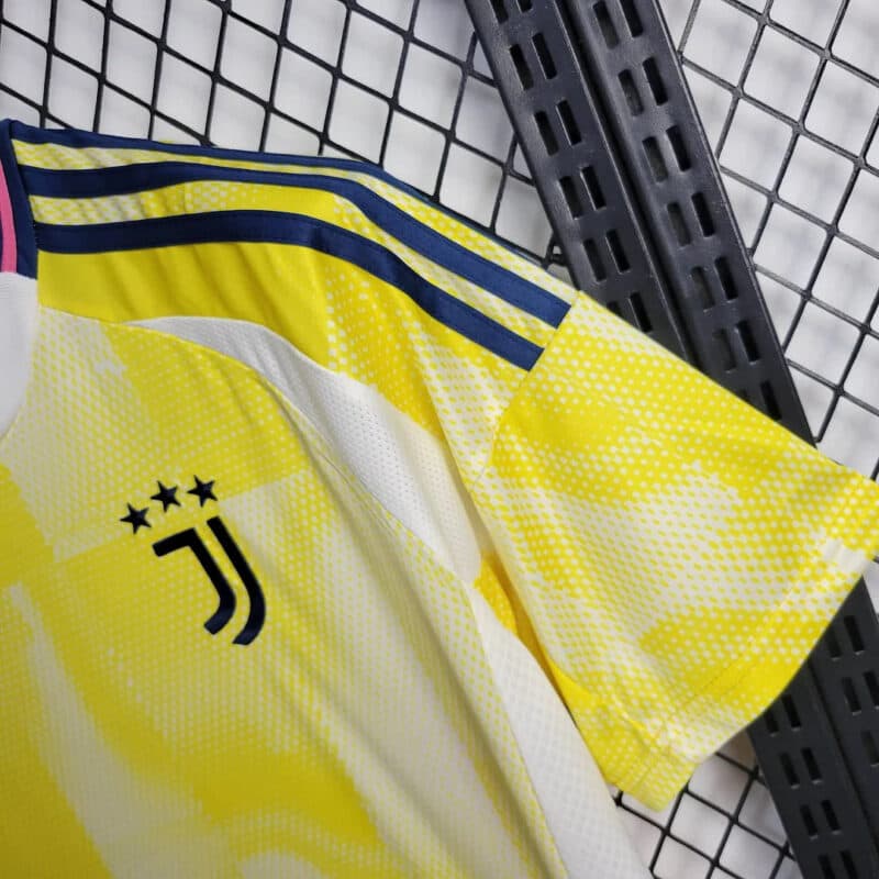 2024/2025 Juventus Away Football Shirt 1:1 Thai Quality