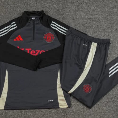 2024/2025 Manchester United Half-Pull Tracksuit Black