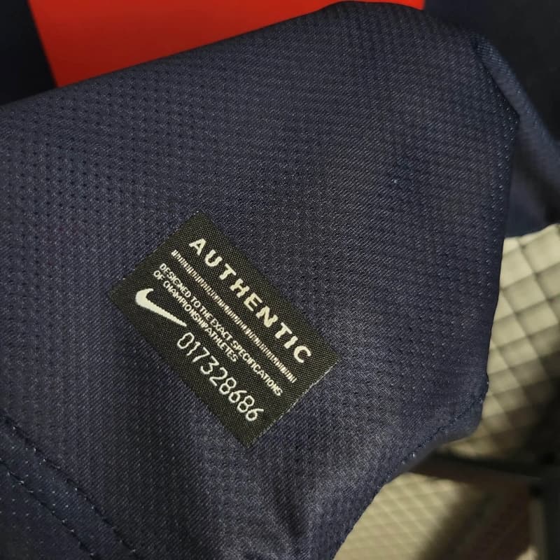 2013/2014 Retro Paris Saint-Germain Home Football Shirt 1:1 Thai Quality