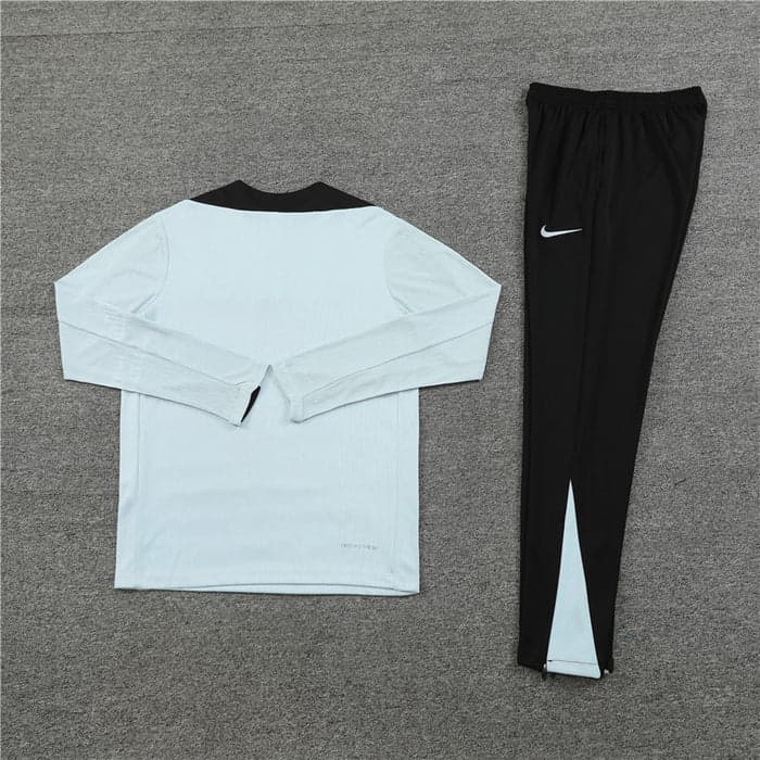 2024/2025 Barcelona Half-Pull Tracksuit Light Blue