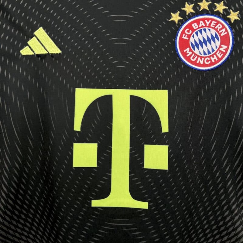 2025/2026 Bayern Munchen Goalkeeper Football Shirt Kids
