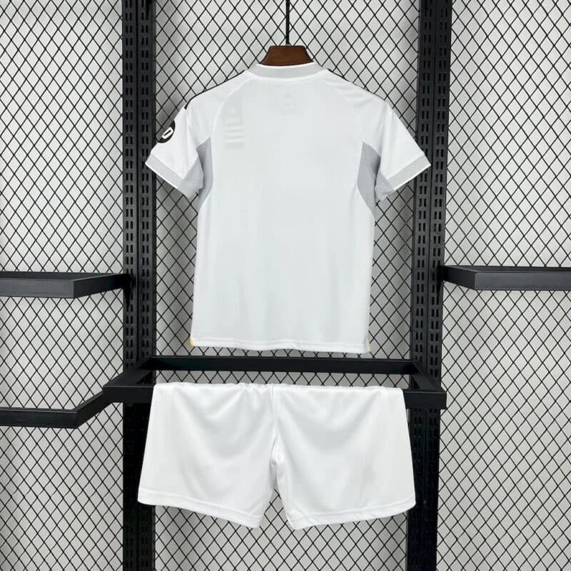 2025/2026 Real Madrid Home Football Shirt Kids Size